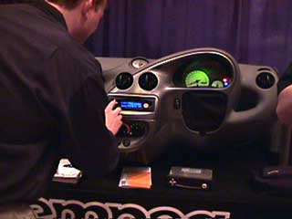 empeg�̃J�[�X�e���I�Ȃ�ʁC�J�[MP3�̎ʐ^