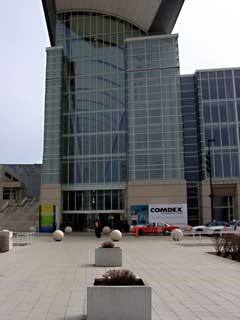 McCormick Place�̊O�ς̎ʐ^